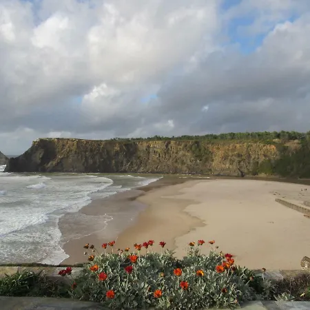 Casa O Cantinho Algarvio Hébergement de vacances Odeceixe